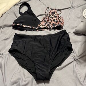 DAVI & DANI Black and Leopard Bikini Set